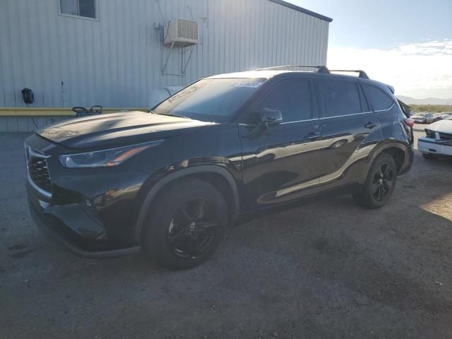 TOYOTA HIGHLANDER 2021 with VIN 5TDZZRAH0MS074852 - Photo from auction