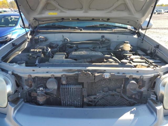 Photo 12 from auction – 2005 TOYOTA SEQUOIA SR5 with VIN 5TDBT44AX5S255768