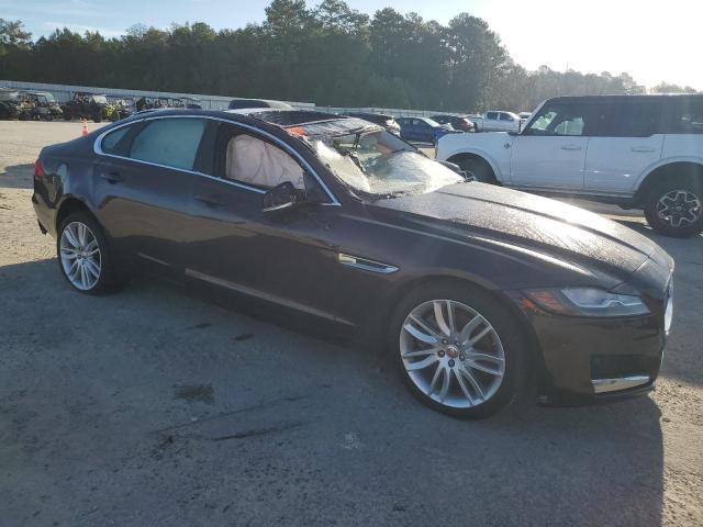 Photo 4 from auction – 2017 JAGUAR XF PRESTIG with VIN SAJBE4BV6HCY39138