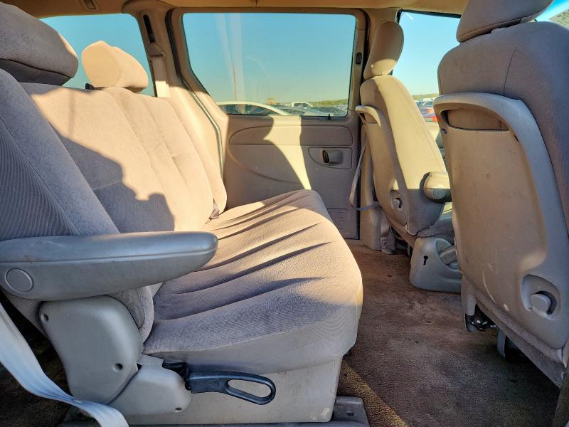 Photo 11 from auction – 2002 DODGE GRAND CARA with VIN 2B4GP44342R764980