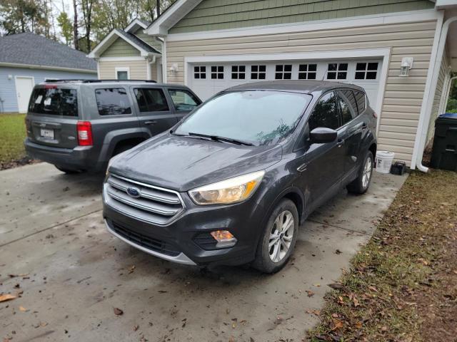 Photo 2 from auction – 2017 FORD ESCAPE SE with VIN 1FMCU9GD0HUC36873