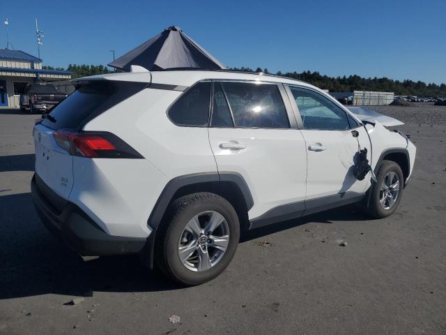 Photo 3 from auction – 2023 TOYOTA RAV4 XLE with VIN 2T3P1RFV3PC352774