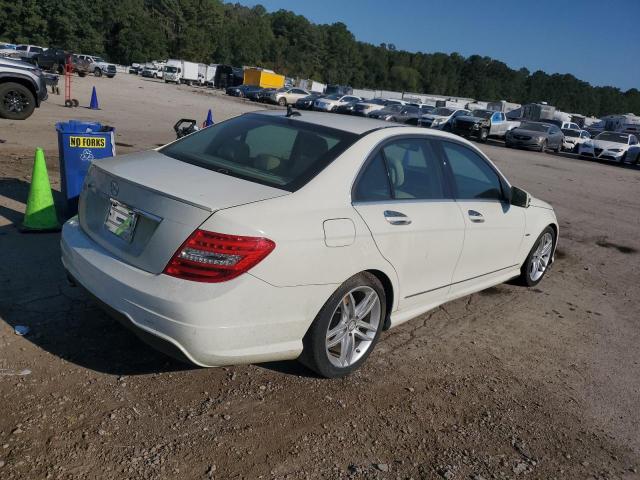 Photo 3 from auction – 2012 MERCEDES-BENZ C 250 with VIN WDDGF4HB0CA632401