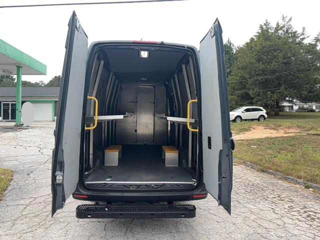 Photo 6 from auction – 2019 MERCEDES-BENZ SPRINTER 2 with VIN WD4PF1CD3KP149519