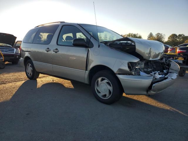 Photo 4 from auction – 2000 TOYOTA SIENNA LE with VIN 4T3ZF13C6YU279558