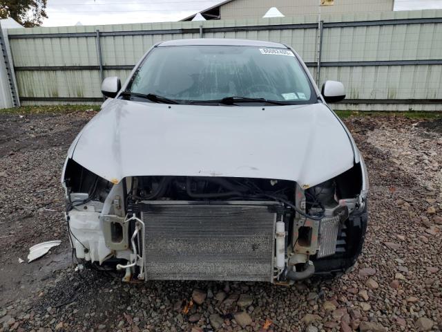 Photo 5 from auction – 2015 MITSUBISHI OUTLANDER with VIN 4A4AR3AW8FE052771