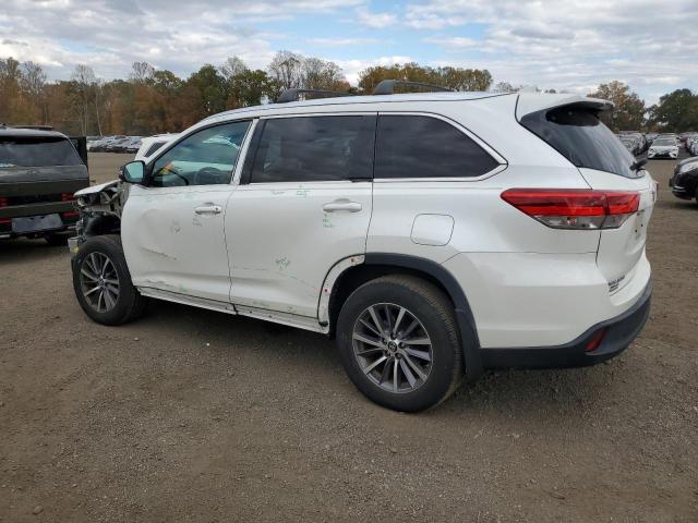 صورة رقم 2 من المزاد - 2017 TOYOTA HIGHLANDER مع VIN 5TDJZRFH6HS429096