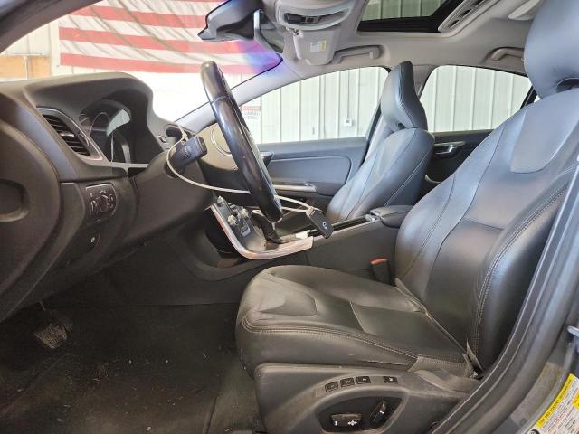 Photo 7 from auction – 2016 VOLVO S60 PREMIER with VIN YV126MFK0G2391568