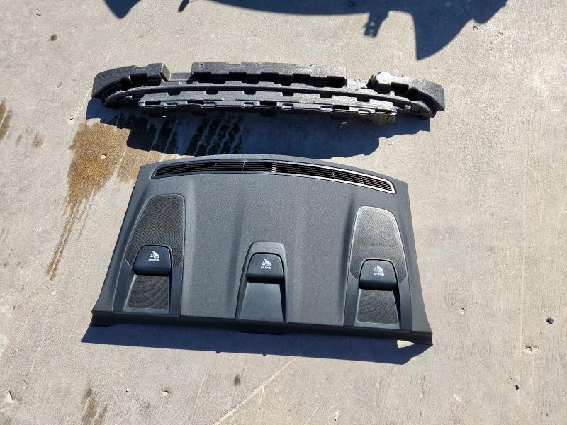 Photo 12 from auction – 2022 AUDI E-TRON GT with VIN WAUCJBFWXN7008121