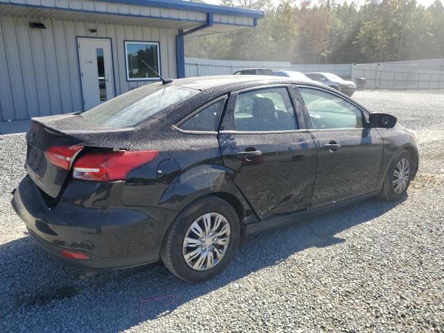 Photo 3 from auction – 2017 FORD FOCUS S with VIN 1FADP3E23HL221097