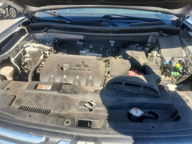 Photo 12 from auction – 2014 MITSUBISHI OUTLANDER with VIN JA4AD2A30EZ001837