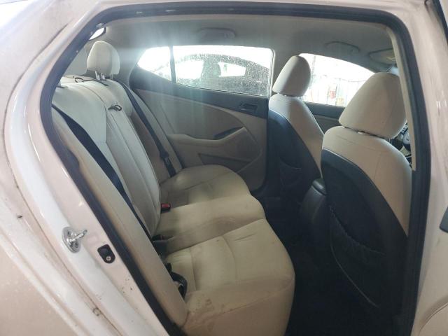 Photo 10 from auction – 2015 KIA OPTIMA LX with VIN KNAGM4A75F5557212