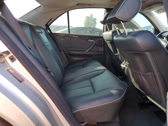 Photo 10 from auction – 2001 MERCEDES-BENZ E 320 with VIN WDBJF65J61B331810