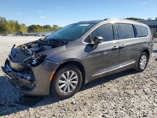 CHRYSLER PACIFICA T 2017 with VIN 2C4RC1BG7HR597793 - Photo from auction