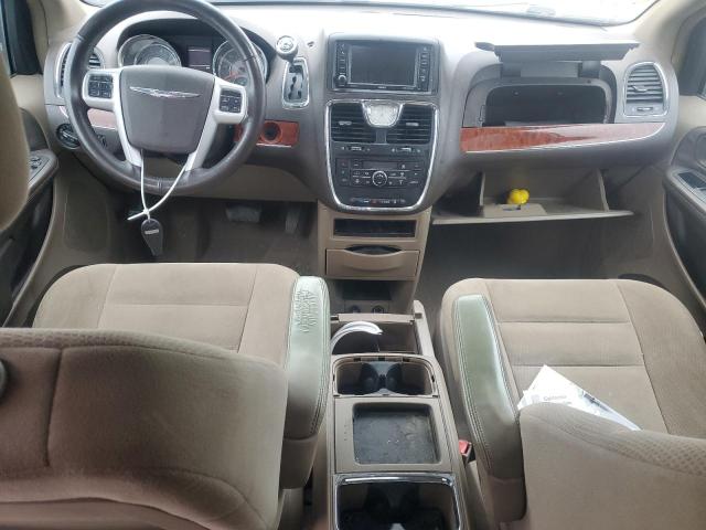 Photo 8 from auction – 2015 CHRYSLER TOWN & COU with VIN 2C4RC1BG5FR562926