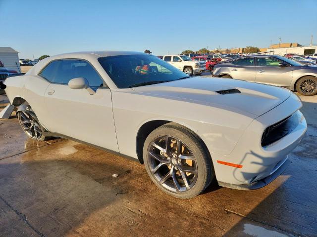 Photo 4 from auction – 2022 DODGE CHALLENGER with VIN 2C3CDZAGXNH187854