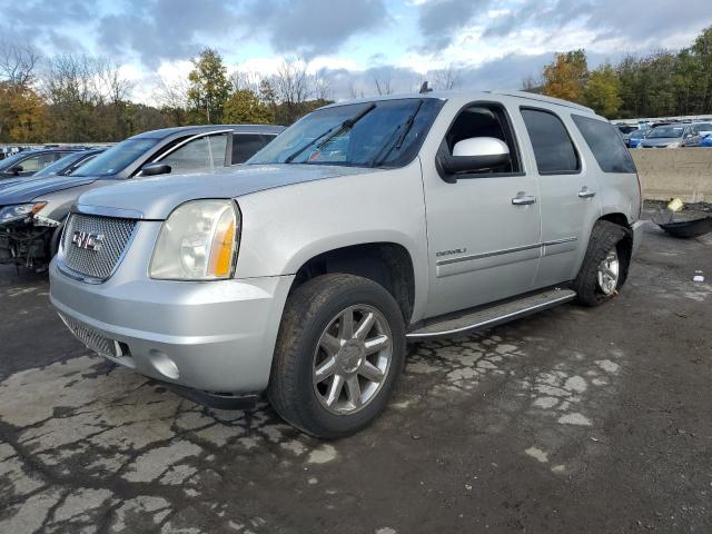 GMC YUKON DENA 2011 with VIN 1GKS2EEF7BR136173 - Photo from auction