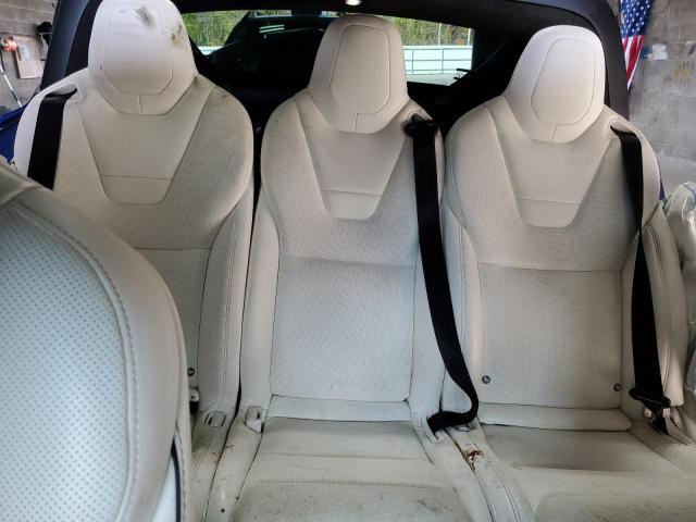 Photo 10 from auction – 2016 TESLA MODEL X with VIN 5YJXCAE41GFS00467