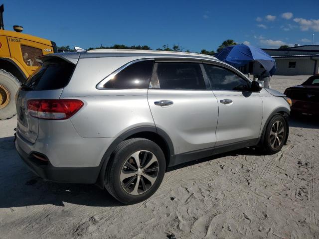 Photo 3 from auction – 2017 KIA SORENTO EX with VIN 5XYPH4A10HG189101