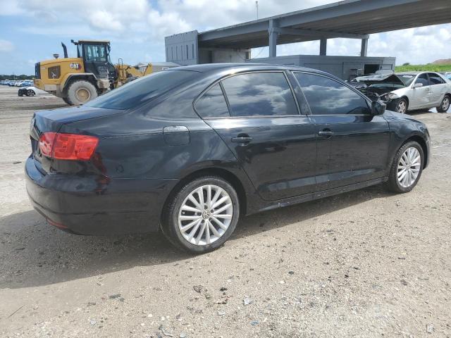 Photo 3 from auction – 2014 VOLKSWAGEN JETTA BASE with VIN 3VW2K7AJ6EM367215
