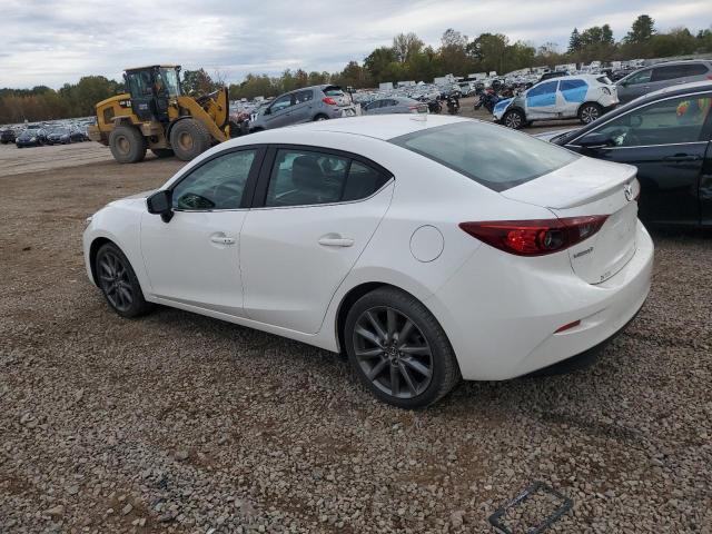 Photo 2 from auction – 2018 MAZDA 3 TOURING with VIN 3MZBN1V30JM262163