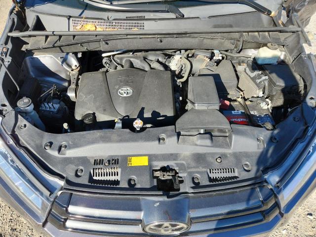 Photo 12 from auction – 2018 TOYOTA HIGHLANDER with VIN 5TDJZRFH7JS497980