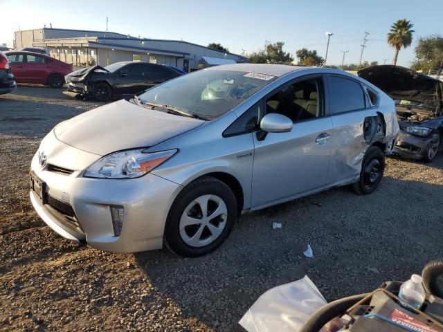 TOYOTA PRIUS 2015 con VIN JTDKN3DU2F0468426 - Foto de la subasta