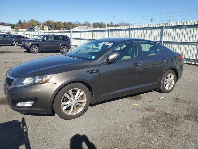 KIA OPTIMA EX 2013 مع رقم تعريف المركبة 5XXGN4A79DG187262 - صورة من المزاد