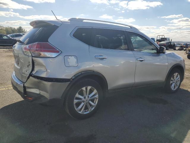 Photo 3 from auction – 2015 NISSAN ROGUE S with VIN 5N1AT2MV4FC832697