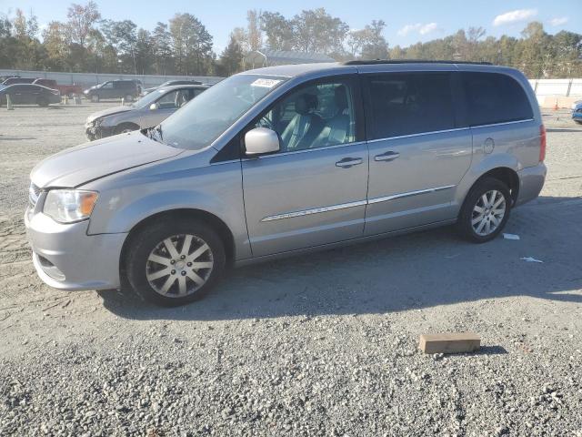 Photo 1 from auction – 2014 CHRYSLER TOWN & COU with VIN 2C4RC1BGXER348769
