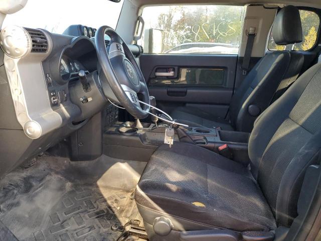 Photo 7 from auction – 2014 TOYOTA FJ CRUISER with VIN JTEBU4BF8EK206177