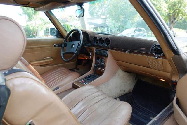 Photo 5 from auction – 1981 MERCEDES-BENZ 380 SL with VIN WDBBA45A7BB004793