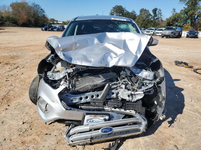 Photo 5 from auction – 2019 FORD ESCAPE SE with VIN 1FMCU9GD1KUB41200