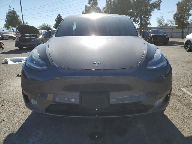 Photo 5 from auction – 2021 TESLA MODEL Y with VIN 5YJYGDEE0MF274414