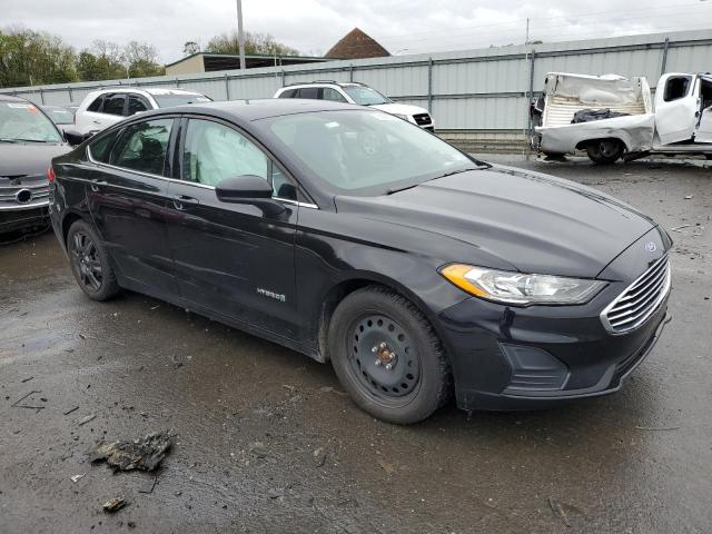 Zdjęcie 4 z aukcji – 2019 FORD FUSION z VIN 3FA6P0LUXKR158018