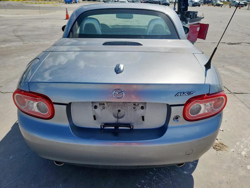 Photo 6 from auction – 2011 MAZDA MX-5 MIATA with VIN JM1NC2PF0B0215898