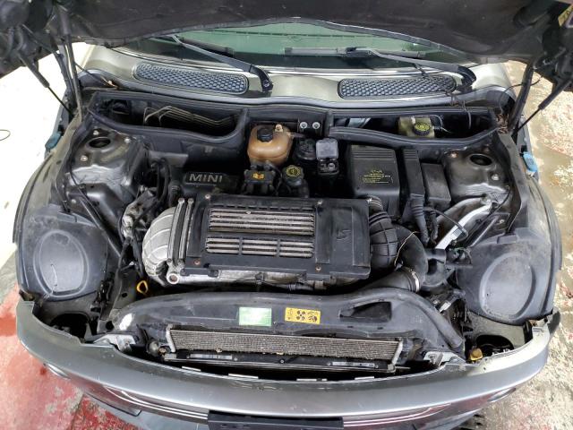Photo 11 from auction – 2006 MINI COOPER S with VIN WMWRH33526TK59005