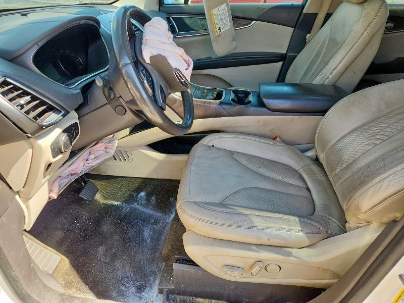Photo 7 from auction – 2016 LINCOLN MKX SELECT with VIN 2LMTJ8KR8GBL29591