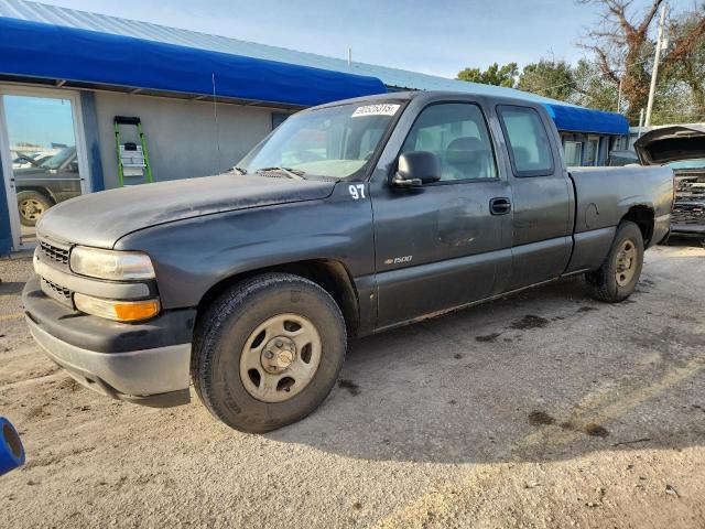 CHEVROLET SILVERADO 2002 with VIN 2GCEC19V121321215 - Photo from auction