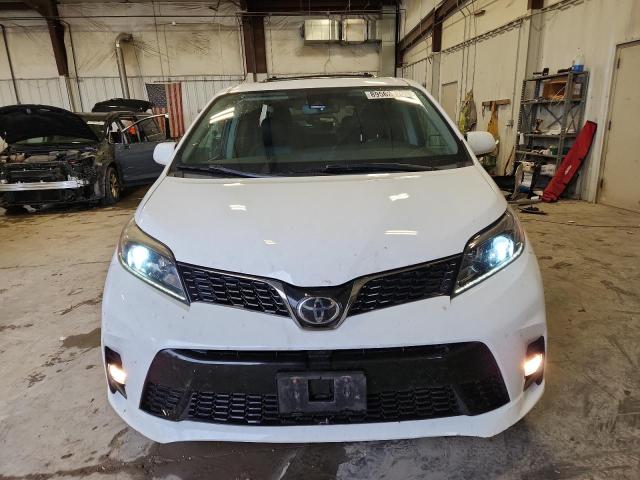Photo 5 from auction – 2018 TOYOTA SIENNA SE with VIN 5TDXZ3DCXJS941819