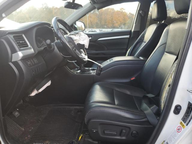 Photo 7 from auction – 2017 TOYOTA HIGHLANDER with VIN 5TDJGRFH4HS024389