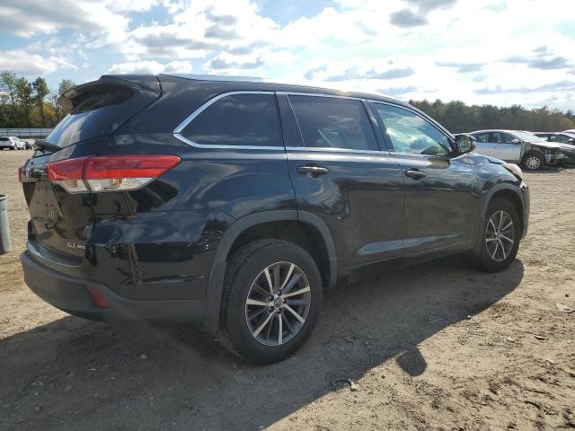 Zdjęcie 3 z aukcji – 2018 TOYOTA HIGHLANDER z VIN 5TDJZRFH8JS832549