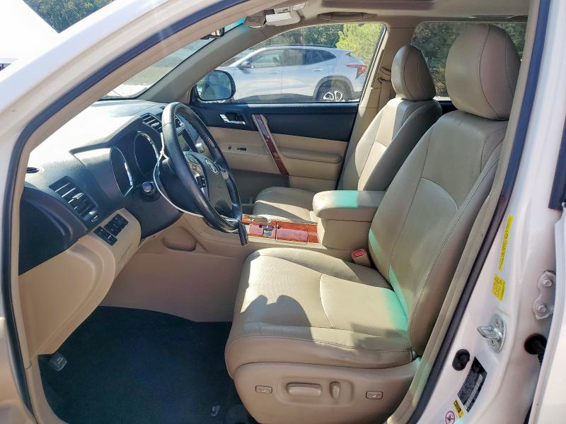 Photo 7 from auction – 2011 TOYOTA HIGHLANDER with VIN 5TDYK3EH8BS037133