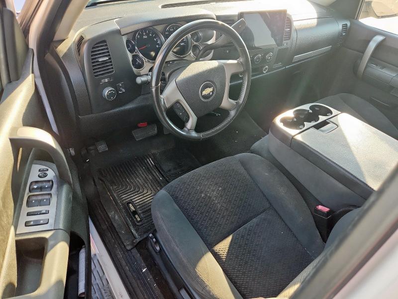 Photo 8 from auction – 2007 CHEVROLET SILVERADO K1500 with VIN 1GCEK19J37Z535914