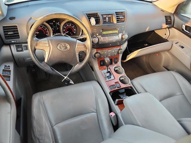 Photo 8 from auction – 2010 TOYOTA HIGHLANDER with VIN JTEYK3EH5A2102974