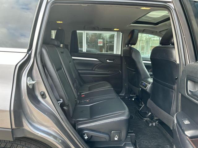 Photo 6 from auction – 2019 TOYOTA HIGHLANDER with VIN 5TDJZRFH4KS592627