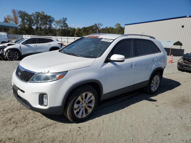 KIA SORENTO EX 2015 with VIN 5XYKU4A76FG647134 - Photo from auction