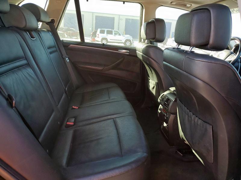 Photo 11 from auction – 2013 BMW X5 XDRIVE3 with VIN 5UXZV4C57D0B21204