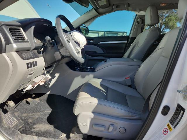 Photo 7 from auction – 2019 TOYOTA HIGHLANDER with VIN 5TDJGRFHXKS075693
