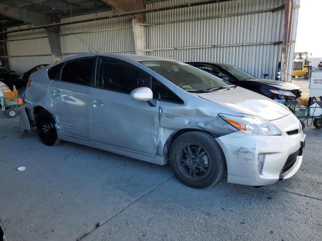 Photo 4 from auction – 2015 TOYOTA PRIUS with VIN JTDKN3DU8F0452084